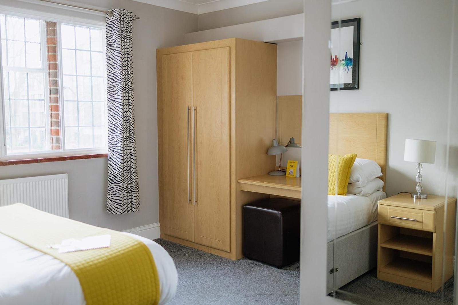 Red Mullions 4* Oxford